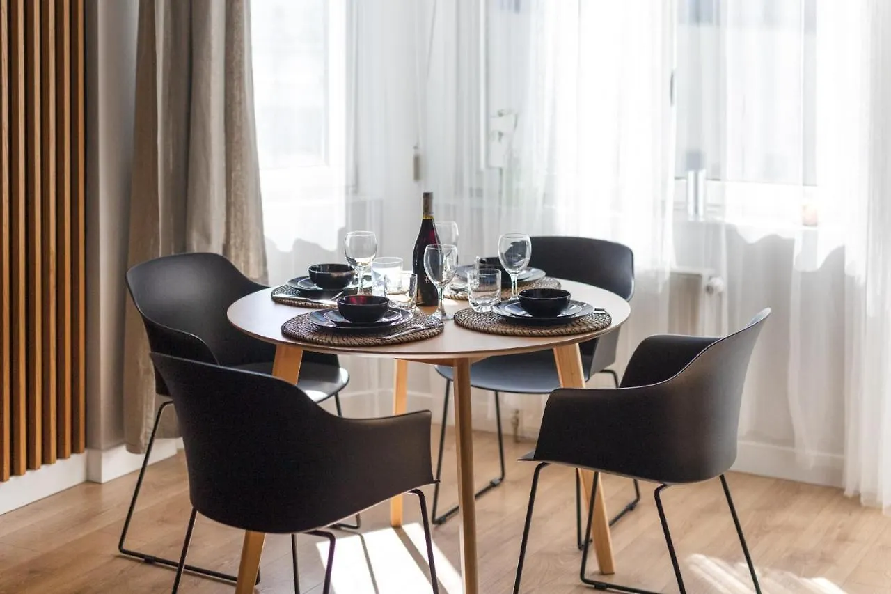 Stylowy Apartament Z Pieknym Widokiem Na Miasto Warsaw Poland